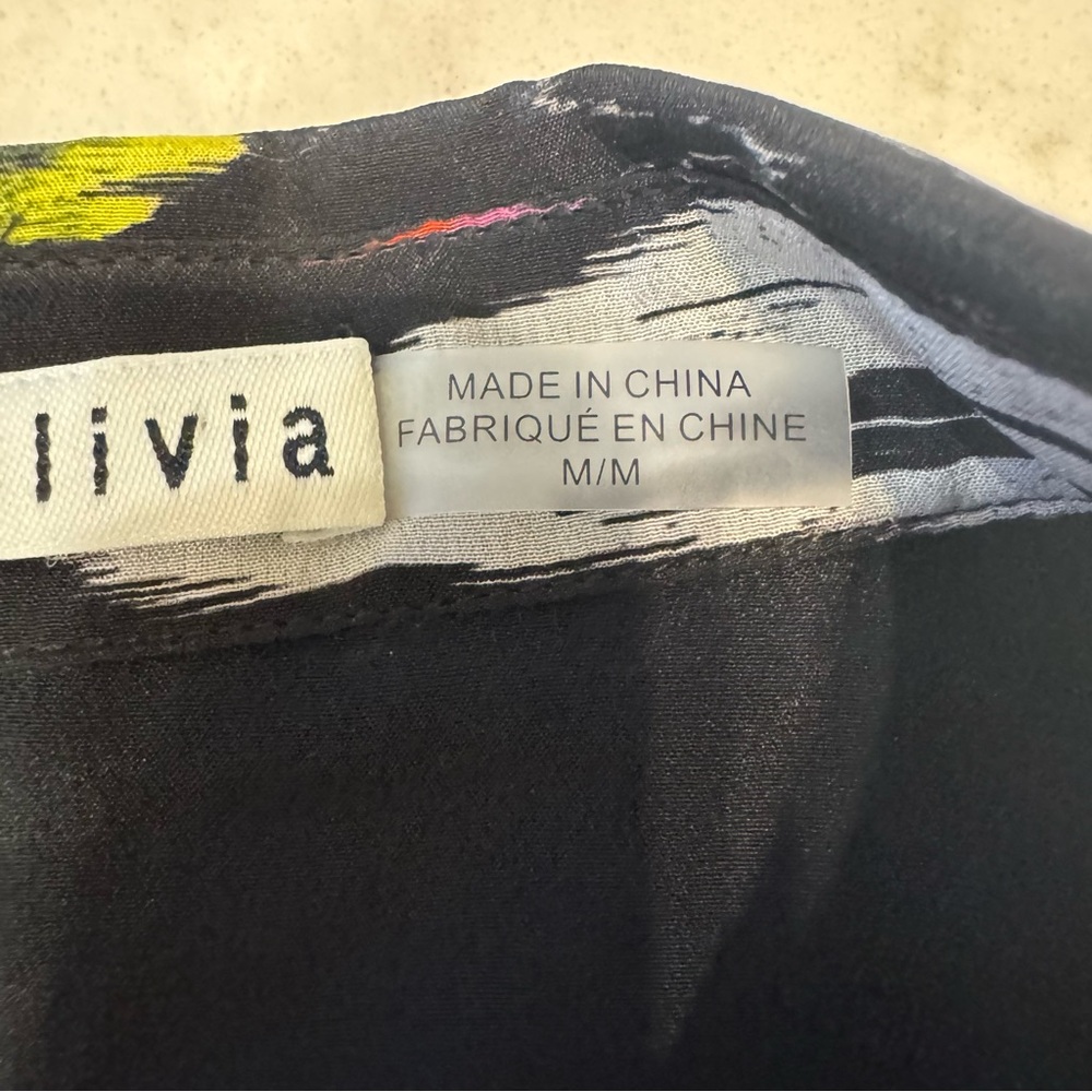 Alice + Olivia Moonstruck Silk Blouse Button Front Top M NWT - Picture 9 of 15